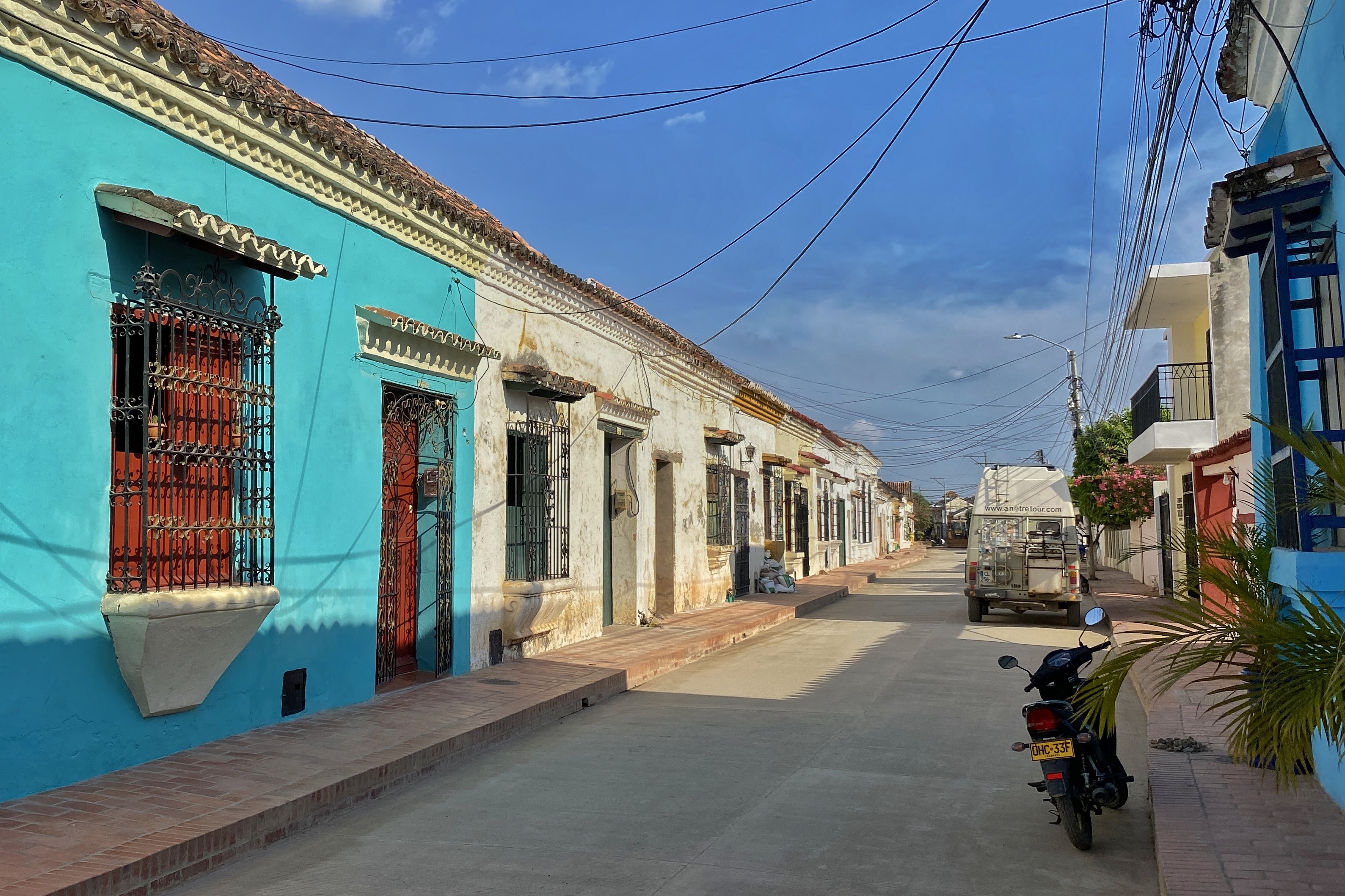 Rue colorée de Colombie